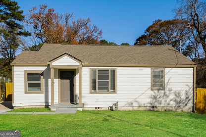 3 bedroom 2 bath house in East point, GA 30344 - $1870